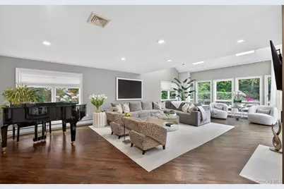 30 Orchard Drive, Woodbury, NY 11797 - Photo 14