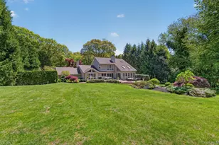 30 Orchard Dr, Woodbury, NY 11797 - Photo 42