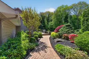 30 Orchard Dr, Woodbury, NY 11797 - Photo 36