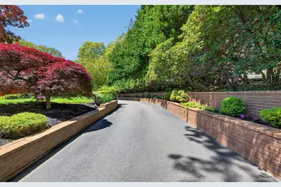 30 Orchard Drive, Woodbury, NY 11797 - Photo 46