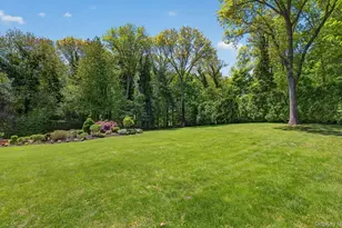 30 Orchard Dr, Woodbury, NY 11797 - Photo 44