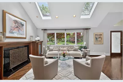 30 Orchard Drive, Woodbury, NY 11797 - Photo 4