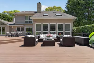30 Orchard Dr, Woodbury, NY 11797 - Photo 38