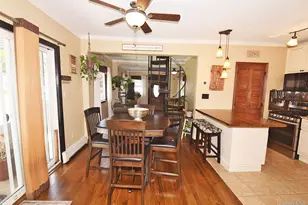 22 Salem Pl, Copiague, NY 11726 - Photo 6