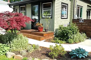 22 Salem Pl, Copiague, NY 11726 - Photo 2