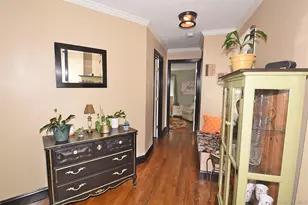 22 Salem Pl, Copiague, NY 11726 - Photo 12