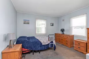 87 Slate Ln, Levittown, NY 11756 - Photo 6