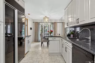 36 Wimbledon Dr, Roslyn, NY 11576 - Photo 10