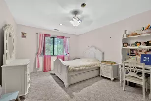 36 Wimbledon Dr, Roslyn, NY 11576 - Photo 16