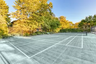 36 Wimbledon Dr, Roslyn, NY 11576 - Photo 22
