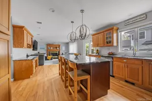 110 Union Pl, Lynbrook, NY 11563 - Photo 8