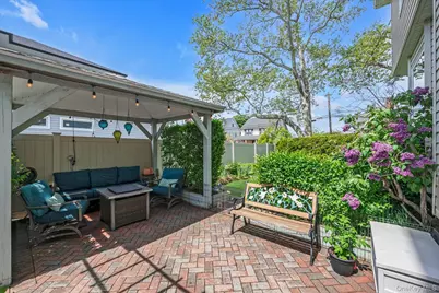 110 Union Place, Lynbrook, NY 11563 - Photo 22
