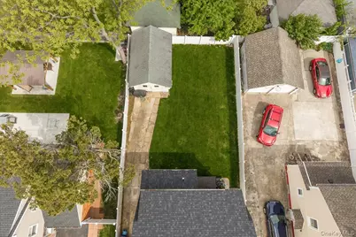 29 Crowell Street, Hempstead, NY 11550 - Photo 42