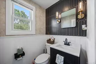 29 Crowell St, Hempstead, NY 11550 - Photo 16