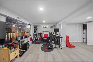 29 Crowell St, Hempstead, NY 11550 - Photo 30