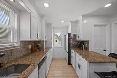 29 Crowell Street, Hempstead, NY 11550 - Photo 12