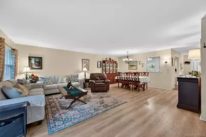 426 Genesee Court, Suffern, NY 10901 - Photo 12