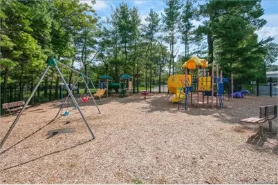 426 Genesee Court, Suffern, NY 10901 - Photo 40