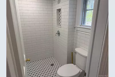 805 Main Street, Port Jefferson, NY 11777 - Photo 26