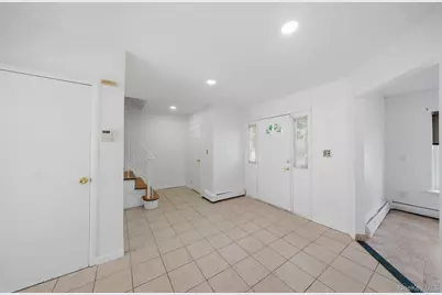 883 Hawkins Avenue, Lake Grove, NY 11755 - Photo 18