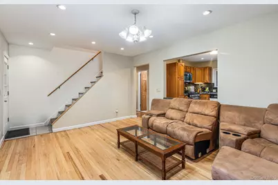 27-22 Bayside Lane, Flushing, NY 11358 - Photo 4