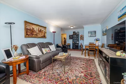 200 N Village Avenue #F6, Rockville Centre, NY 11570 - Photo 12