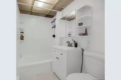 1120 Warburton Avenue #1F, Yonkers, NY 10701 - Photo 18