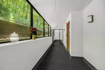 1120 Warburton Avenue #1F, Yonkers, NY 10701 - Photo 6
