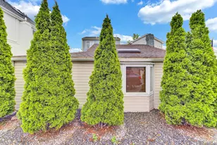 16 Cyrus Ave, Brooklyn, NY 11229 - Photo 2