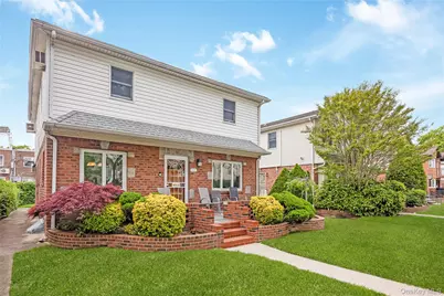 7528 170th Street, Fresh Meadows, NY 11366 - Photo 2