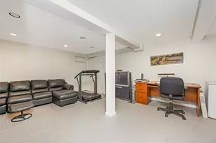 75-28 170th St, Fresh Meadows, NY 11366 - Photo 30