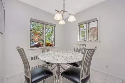7528 170th Street, Fresh Meadows, NY 11366 - Photo 10