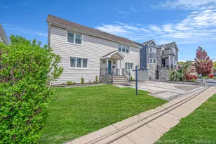 64 W 2nd St, Freeport, NY 11520 - Photo 2