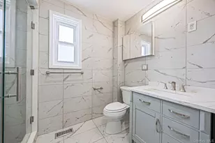 64 W 2nd St, Freeport, NY 11520 - Photo 10