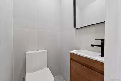 114-25 200th Street, Saint Albans, NY 11412 - Photo 6