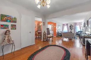 83-35 139th St, Briarwood, NY 11435 - Photo 4