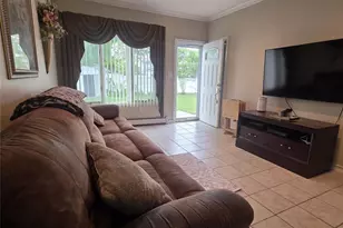 2663 Columbus Ave, North Bellmore, NY 11710 - Photo 8