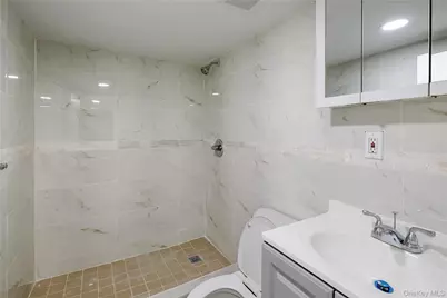 11014 194th Street, Saint Albans, NY 11412 - Photo 28