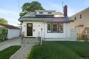 110-14 194th St, Saint Albans, NY 11412 - Photo 2