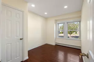 110-14 194th St, Saint Albans, NY 11412 - Photo 22