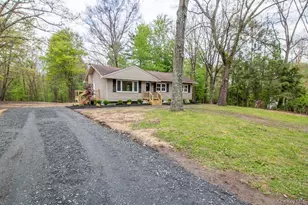 31 Marion Ave, Napanoch, NY 12458 - Photo 2