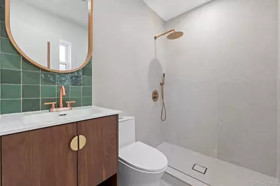 24005 147th Avenue, Rosedale, NY 11422 - Photo 6