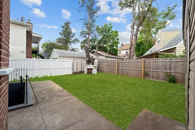 24005 147th Avenue, Rosedale, NY 11422 - Photo 16