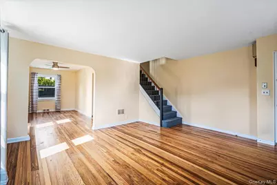 169-01 22nd Avenue, Whitestone, NY 11357 - Photo 4