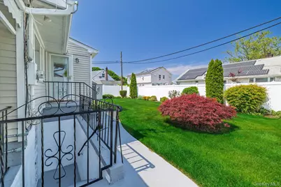 708 Lorentz Street, Elmont, NY 11003 - Photo 24