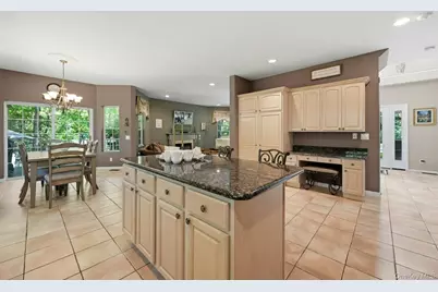 3 Pia Court, Holtsville, NY 11742 - Photo 4