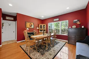 3 Pia Ct, Holtsville, NY 11742 - Photo 12