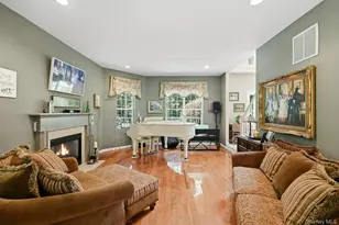 3 Pia Ct, Holtsville, NY 11742 - Photo 16