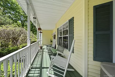 3 Pia Court, Holtsville, NY 11742 - Photo 2