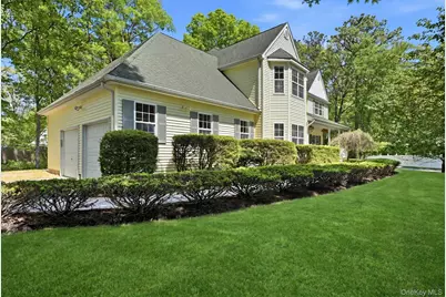 3 Pia Court, Holtsville, NY 11742 - Photo 1